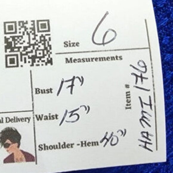 Elegant Blue Button-Down Dress - Picture 11 of 11